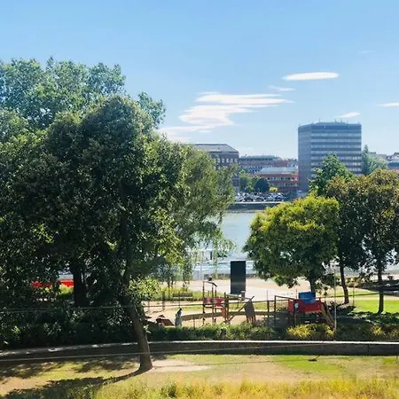 Park Danubes View Market Budapešť