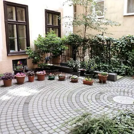 Park Danubes View Market Budapest