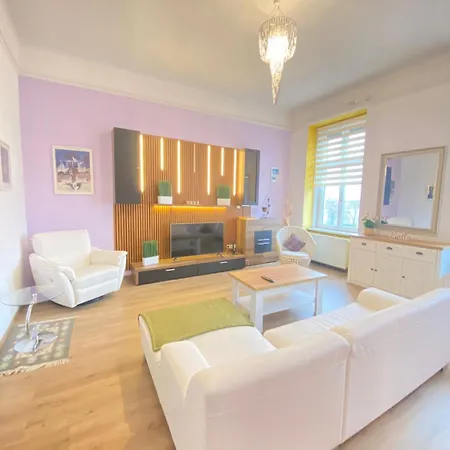 Apartamento Park Danubes View Market