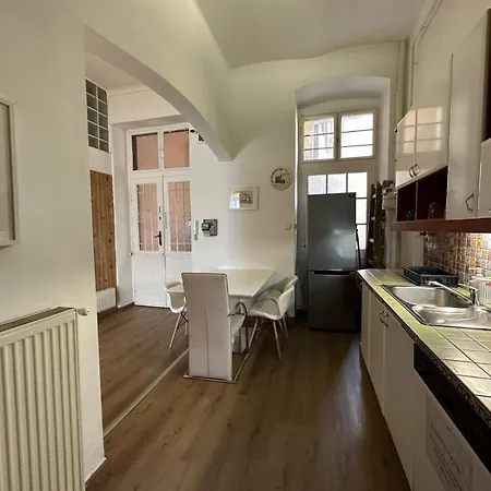 Park Danubes View Market Appartement