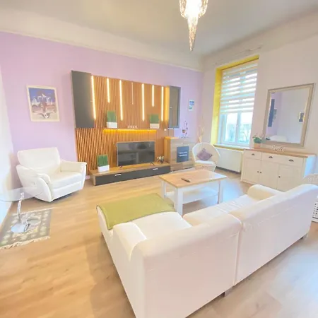 Park Danubes View Market