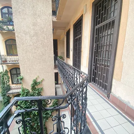 Park Danubes View Market *